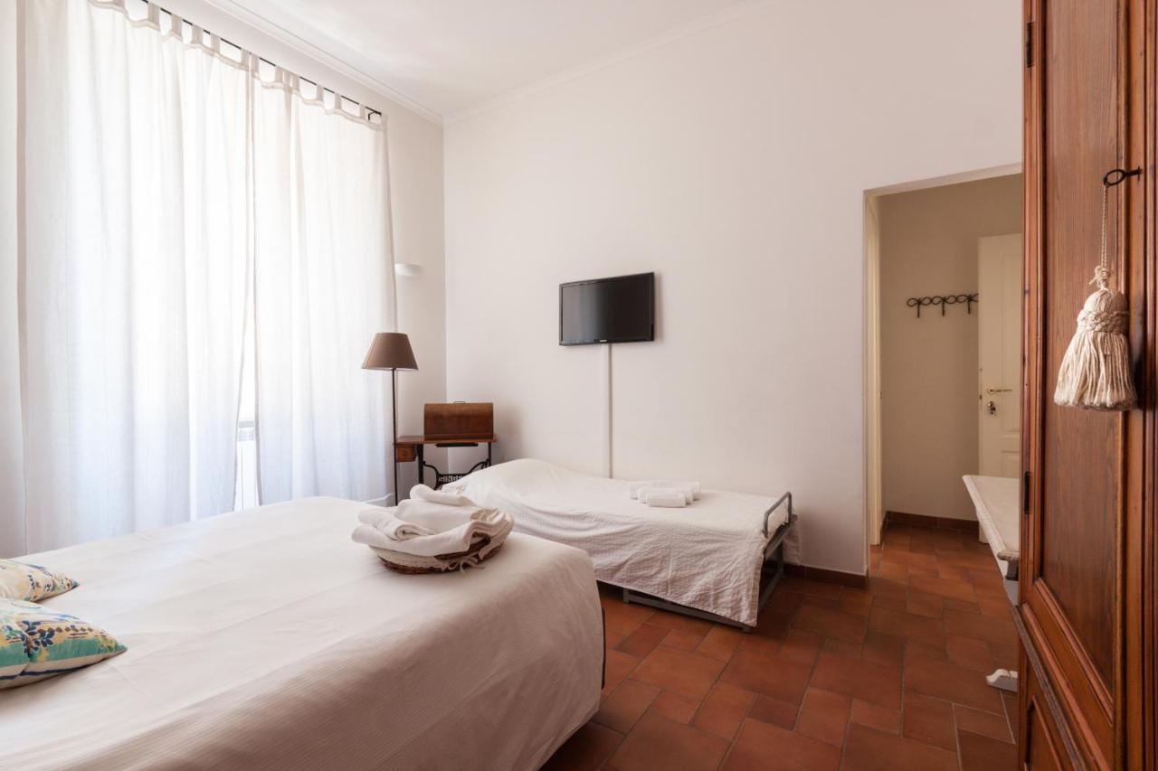 B&B Domus Quiritum Rome Bagian luar foto